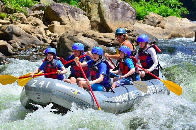 1 Hour Private White Water Rafting in Kitulgala From Kandy with Hotel Pickup - Safety Briefing, Gear, and Modern Rafts: How They Set You Up to Have Fun