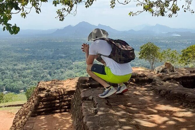 7-day tour in Sri Lanka - Day 2: Kandy temples and a Kandyan dance-cultural center