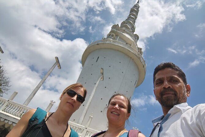 Ambuluwawa Tower & Kandy Culture and Nature Private Day Tour - Key things you’ll notice on this tour
