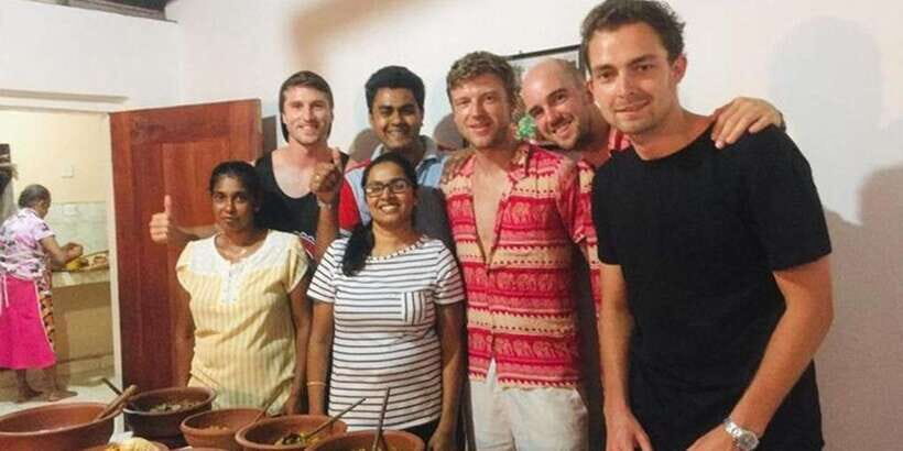 Authentic Sri Lankan Cooking Class in Kandy by Local Family - Key Things You’ll Notice in This Kandy Kitchen