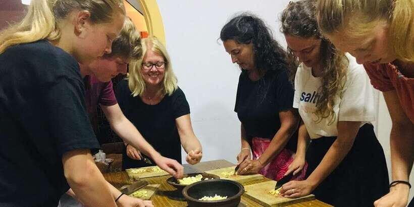 Authentic Sri Lankan Cooking Class in Kandy by Local Family - Who This Class Is Perfect For (And Who Might Want Something Else)