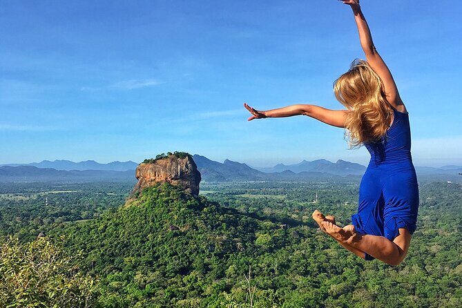Dambulla, Sigiriya and Pidurandala Day Tour with a verified tour guide - Meeting up where it’s easiest: pickup and drop-off options