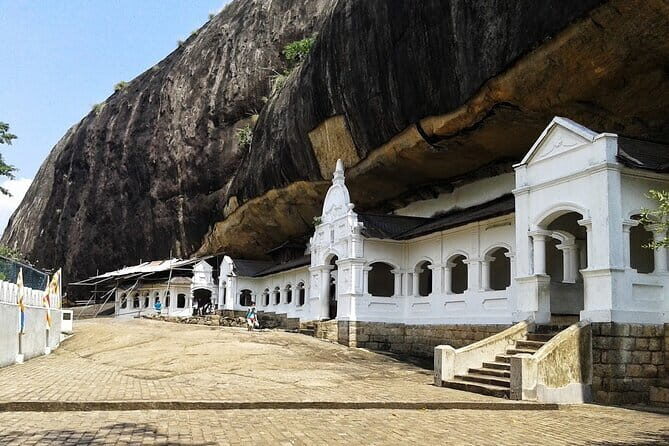 Day Tour Kandy to Sigiriya with Dambulla Cave Temple Excursion - Key points worth planning around