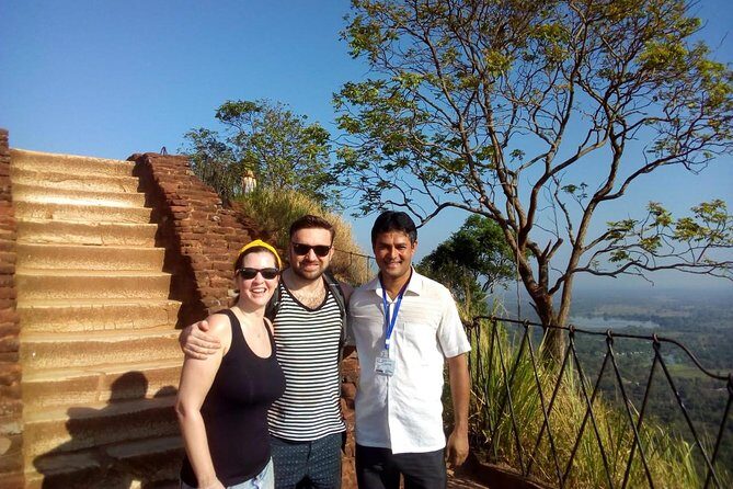 Day tour to Sigiriya - The Kandy 7:00am start: why the timing works