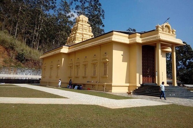 Day Trip to Nuwara eliya from Kandy - Stop 3: Sri Baktha Hanuman Temple (about 30 minutes)