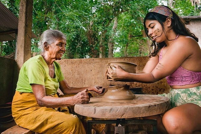 Discover Sri Lanka with Tailored Tours for Timeless Memories - Galle and Hikkaduwa: Fort Views and Sea Life Time