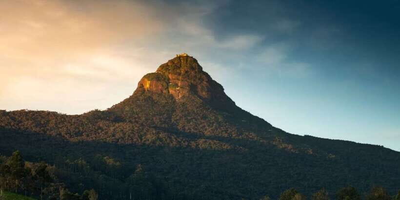From Kandy: All Inclusive Adams Peak Epic Guided Hike - Kandy to Nallatanniya at 9:00 pm: the comfort that makes a night hike doable
