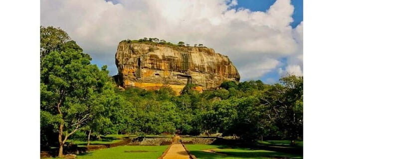 From Kandy: Dambulla to Sigiriya Day Tours - Sigiriya village safari: where the day feels most human