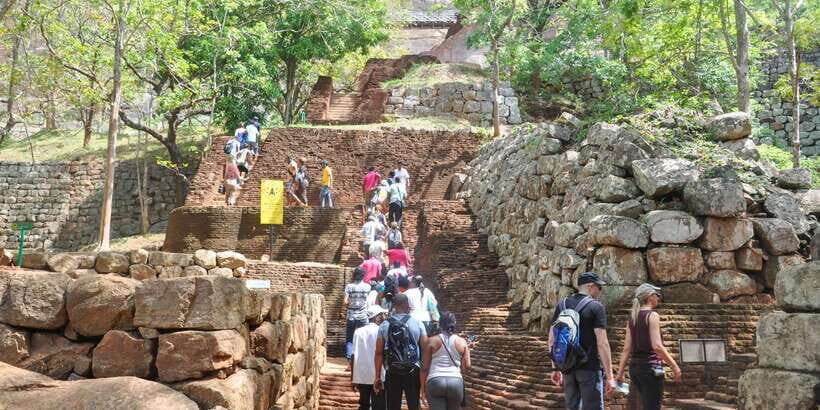 From Kandy: Sigiriya and Dambulla Private Day Tour - Why Sigiriya and Dambulla work as a pair