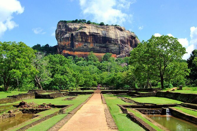 Full-Day Private Sigiriya and Dambulla from Kandy - Dambulla Cave Temple: Dress Code Rules and What You’ll Actually See