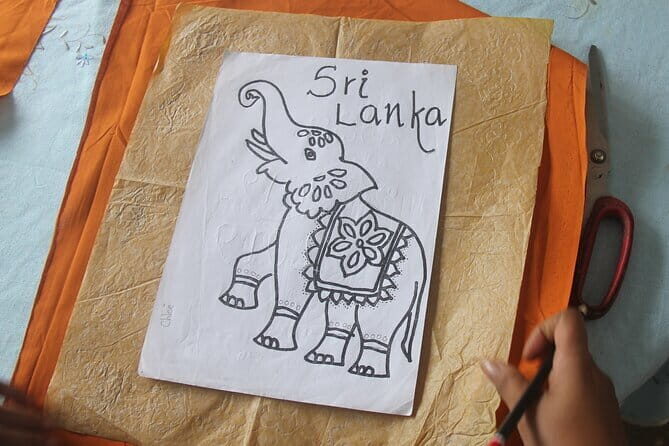 Interactive Batik Workshop and Lessons in Sri Lanka - Tea, Snacks, and a Home-Studio Morning Rhythm