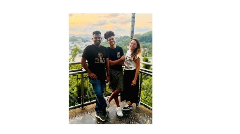 Kandy City Guided Day Tour by Tuk Tuk & Laxury Car - Hilltop Temples: Asgiri, Bahirawakanda, and Gadaladeniya Views