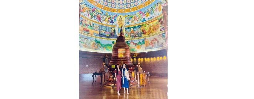 Kandy City Guided Day Tour by Tuk Tuk & Laxury Car - Temple of the Sacred Tooth Relic: The Big Ending Moment