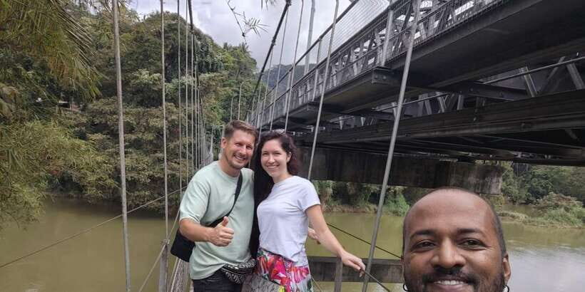 Kandy City Tour budget Taxi With Private Guided - Spice, Gem, Batik, Wood Carving, and Handicrafts: Culture You Can Hold in Your Hands