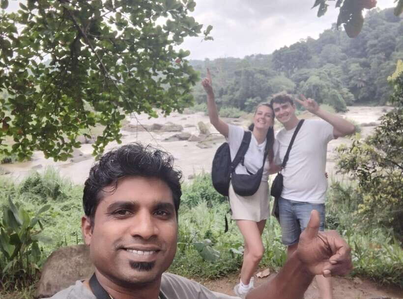 Kandy City Tour by Tuk Tuk with hotel Pickup and Dropoff - Asgiriya Temple: peace, views, and a calmer feel