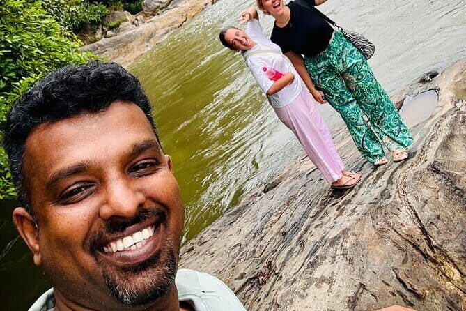 Kandy City Tour with Ambuluwawa by Tuk Tuk - Value check: what you pay and where the costs can show up