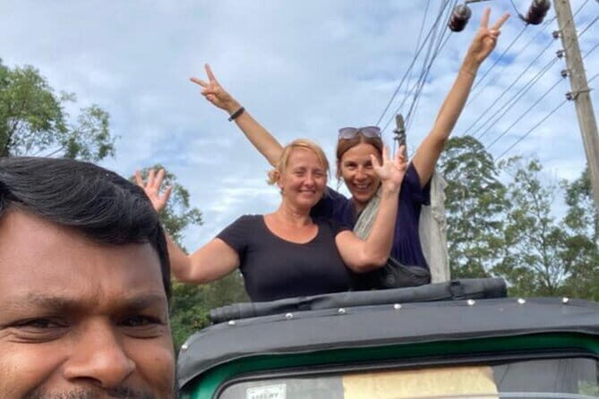 Kandy City Tour With Modern Tuk Tuk - Royal Botanic Gardens, Peradeniya: where the optional ticket can be worth it