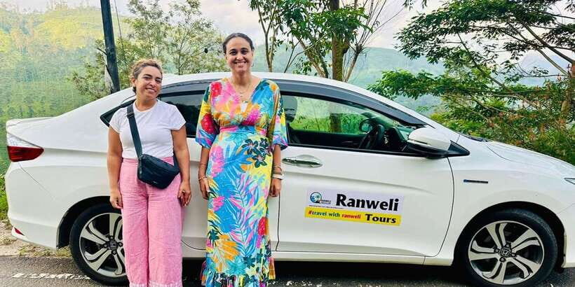 Kandy Drop with City Tour from Colombo, Negombo, Airport - Kandy Lake Club Stop: A Long Enough Pause to Breathe