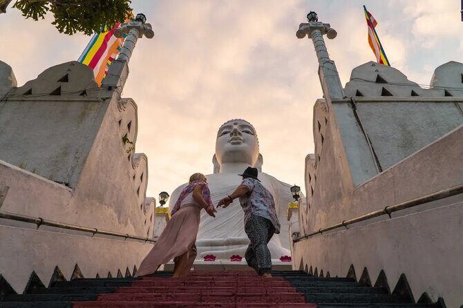 Kandy Instagram Tour: Most Famous Spots (Private & All-Inclusive) - Key highlights you’ll actually use