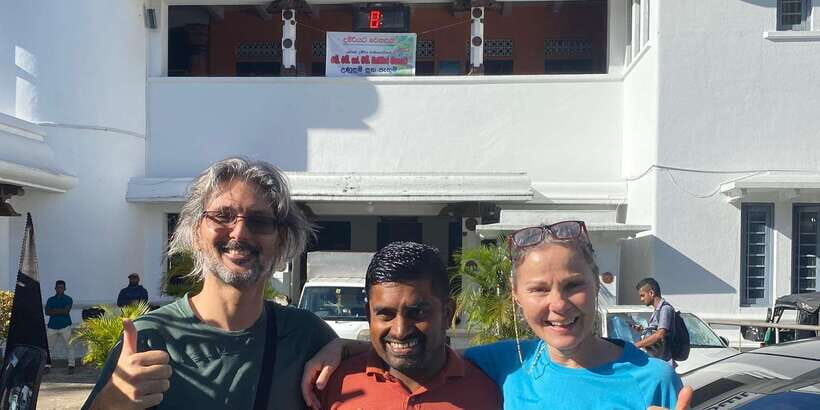 Kandy: Private City Highlights Guided Tour by Tuk-Tuk - Tea factory and plantation: how Ceylon tea becomes a story you can taste
