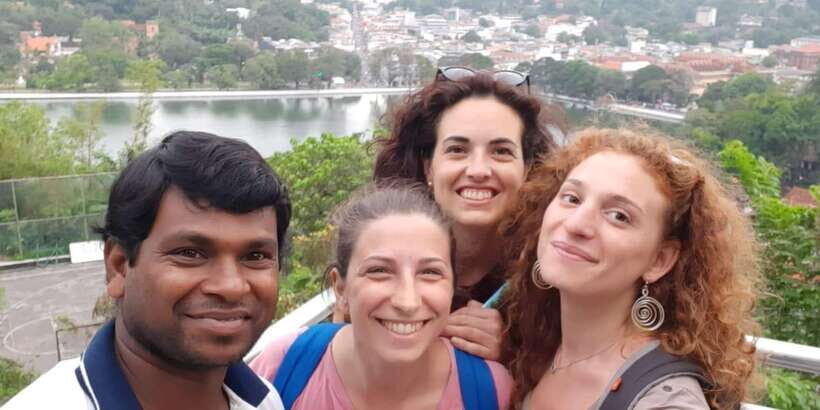 Kandy: Private Guided Tour with Local Highlights by Tuk Tuk - Queen’s Bathing Pavilion + National Museum of Kandy in one day
