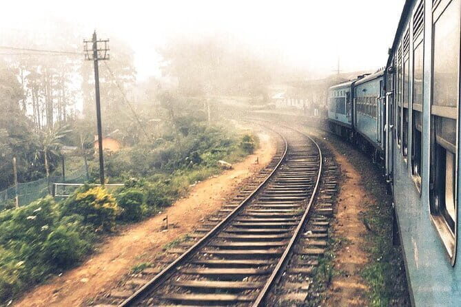 Kandy to Nanu Oya train ride on (Train No: 1005 "Podi Menike") - The Timing: How This Ride Fits a Hill-Country Day