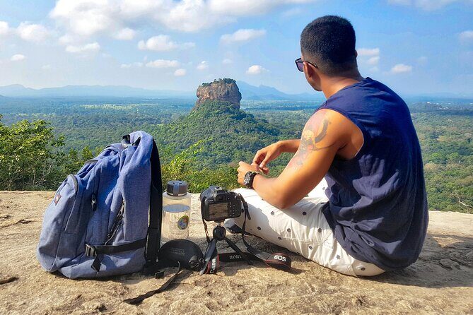 Kandy to Sigiriya Day Trip - Stop 1: Sri Muthumari Amman Kovil in about 30 minutes