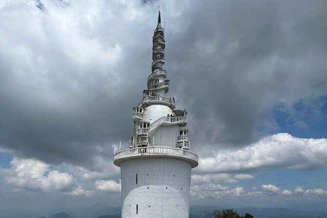 Kandy TukTuk tour with Local Tour Guide - International Buddhist Centre: mountain views that feel worth the short stop