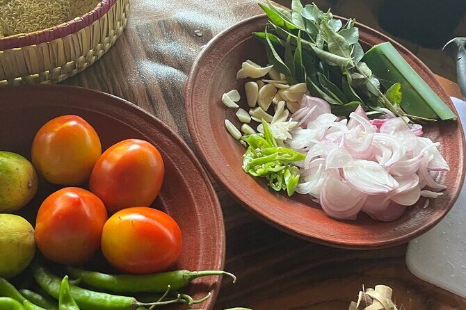 Kandyan Hut Cooking Class - Market visit option: picking ingredients before you touch the stove