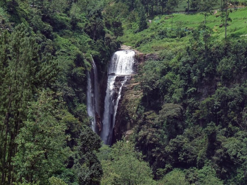 Nuwara Eliya: All-Inclusive Private Sightseeing Day Tour - Nuwara Eliya City Tour and Lunch: Little England Meets Local Plates
