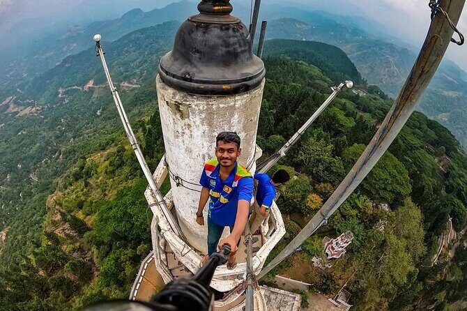 Private Sri Lanka Tour & Hike Experience to Ambuluwawa Tower - Gampola lunch and tea breaks: a realistic reset for your day