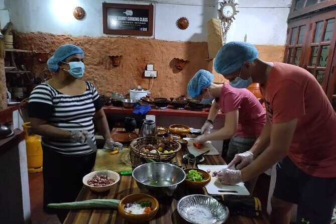 Private Traditional Sri Lankan Cooking Class in Kandy with Hotel Transfers - Hotel pickup, tea welcome, and a real plan for your time