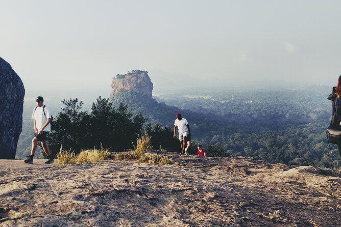 Sigiriya Dambulla Wonders Day Trip from Kandy - How the 5-hour private format works from Kandy