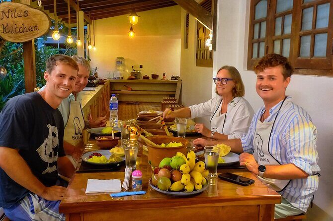 Sri Lankan cooking class with Nilu Kandy( FREE PICKUP & Drop) - What 4 hours feels like in a small group