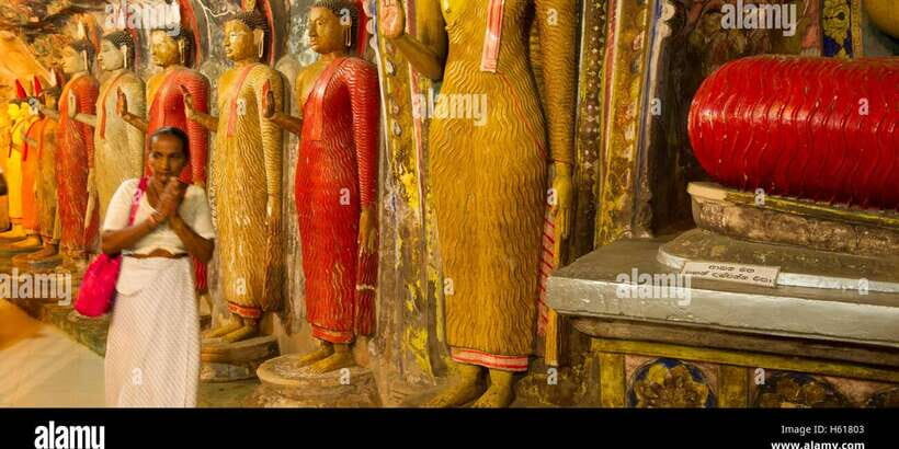 Three Temples Loop In Kandy Day Tour By Tuk Tuk - Asgiriya Stupa: the morning anchor point