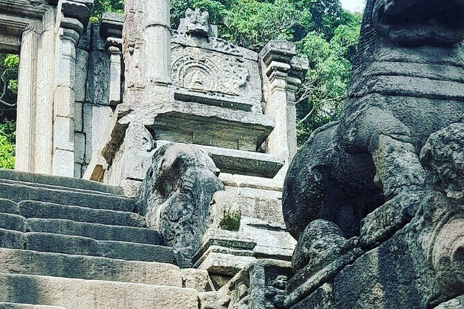 Tours and Transportation in Sri Lanka - Pickup, Mobile Ticketing, and the Stuff That Can Save Your Day