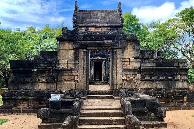 World Heritage Sigiriya and Dambulla Day Tour - Meeting at 7:00 am: a long but manageable rhythm