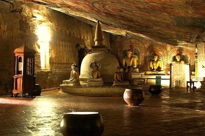 World Heritage Sigiriya and Dambulla Day Tour - Stop 1: Sri Muthumari Amman Kovil and its shared worship